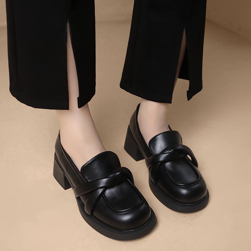 Black Versatile British Casual Platform Small Leather Shoes Women's Autumn and Winter 2025 New French Retro Mary Jane Single Shoes