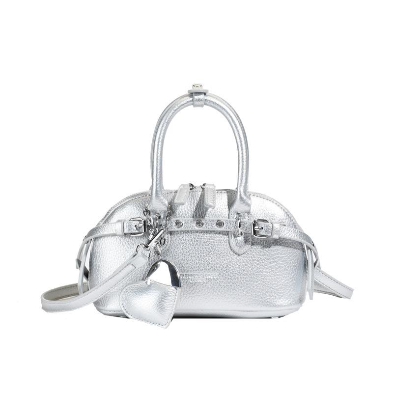 Hand Carrying High-end Shell Bag Women's Spring and Summer New Fashion Temperament Trend Single Shoulder Simple Messenger Bag