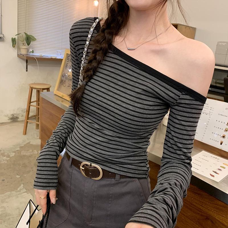 Chic Gray Striped One-Shoulder Long-Sleeve T-Shirt - Women's Autumn Korean Style Slim Fit Off-Shoulder Top
