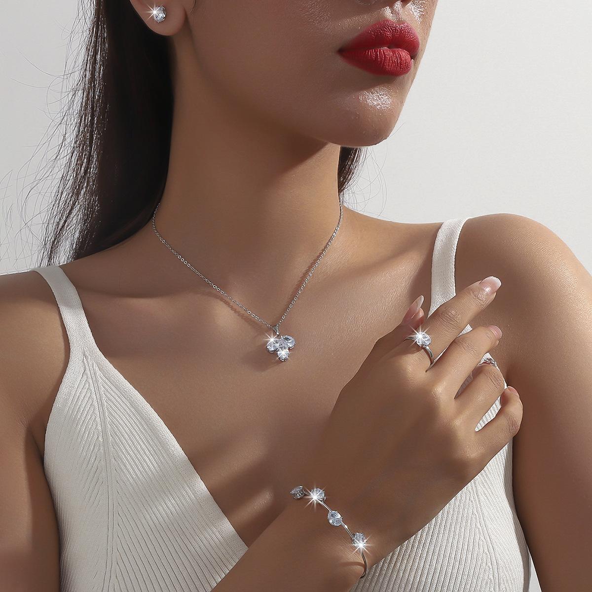 Медные украшения, Высококачественное ожерелье-бабочка, Серьги-гвоздики, Набор украшений, Свадебное платье, Вечерние аксессуары, Женщины