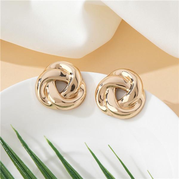Fashion Exquisite Creative Versatile Twisted Alloy Stud Earrings Retro Hong Kong Style Stud Earrings