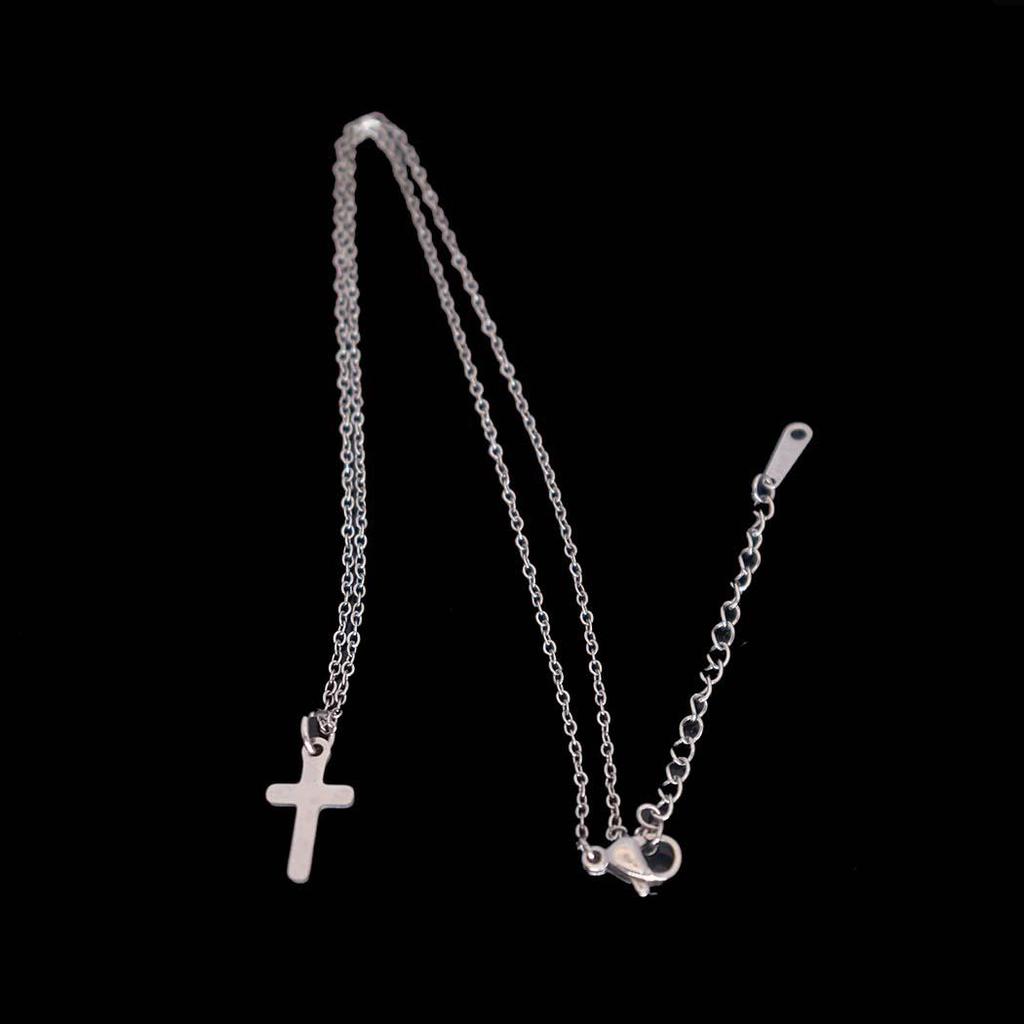 Versatile Stainless Steel Women's Cross Clavicle Necklace - European & American Hip Hop Style