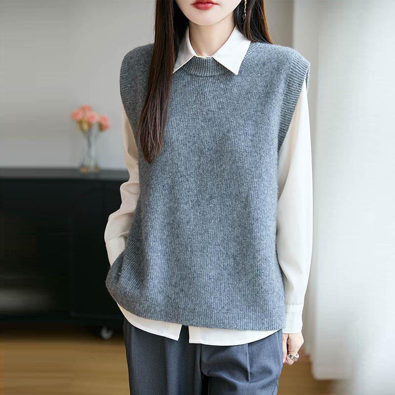 Women's Ribbed Knit Wool Vest - Round Neck Sleeveless Cardigan, Loose Fit Versatile Layering Top