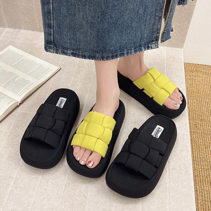 Woven slippers New cool slippers Thick-bottomed open-toe one-word outer wear Summer 2025 Premium Versatile Casual Women