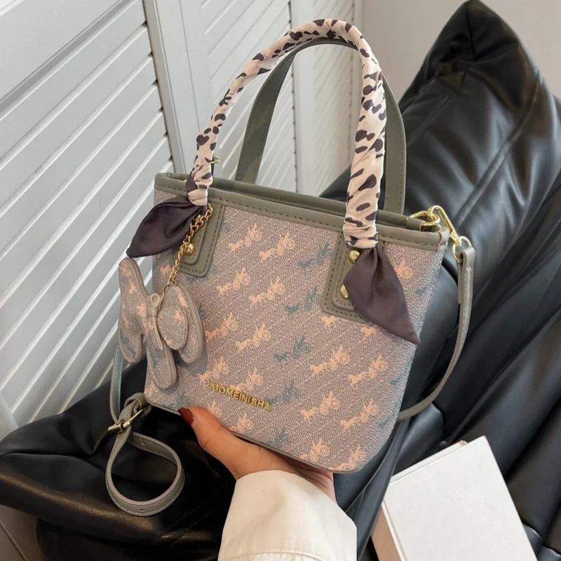 Stylish Women's Crossbody Bag Handheld Bucket Bag Purse and Handbag Women's Designer Bag