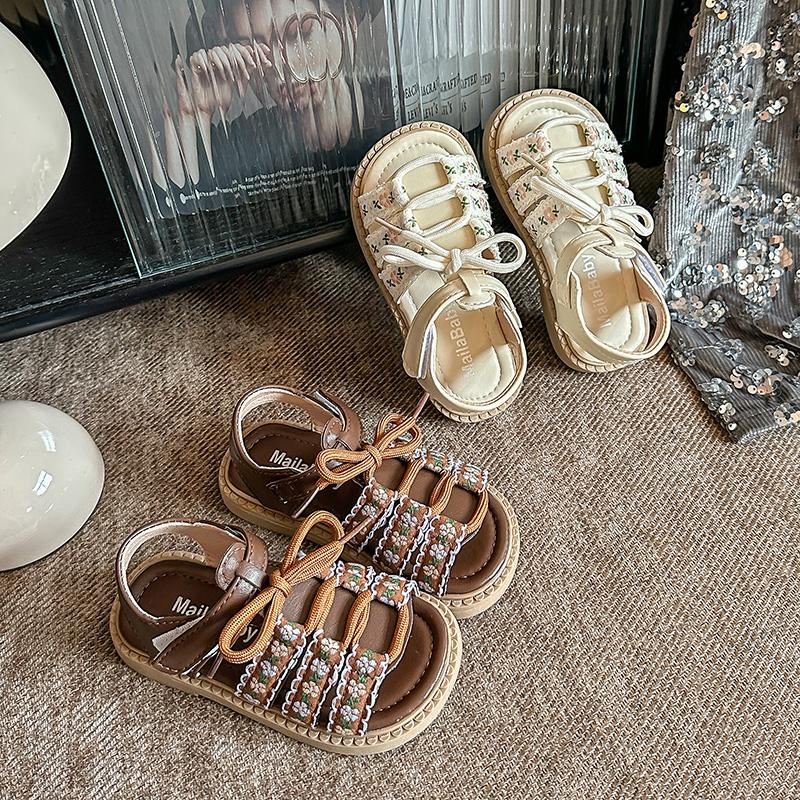 *Baby Girls HotSale Summer Princess Fashionable Embroidery Soft Hollow Sandals Kid Elegant School Lightweight Cute Walking Shoes