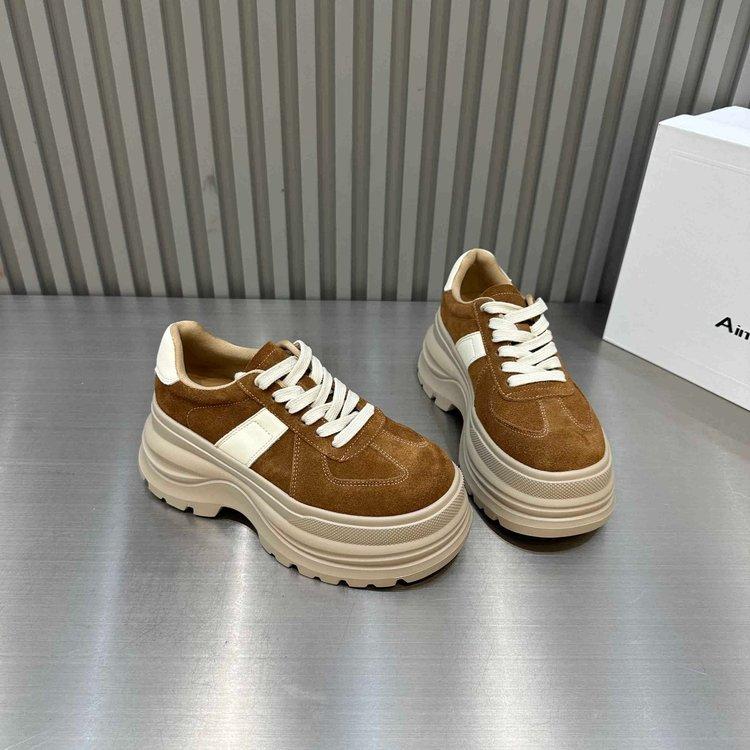 Huge good-looking 7cm thick-soled height-increasing muffin shoes for women's 2025 autumn new round head lace-up Korean version retro versatile shoes