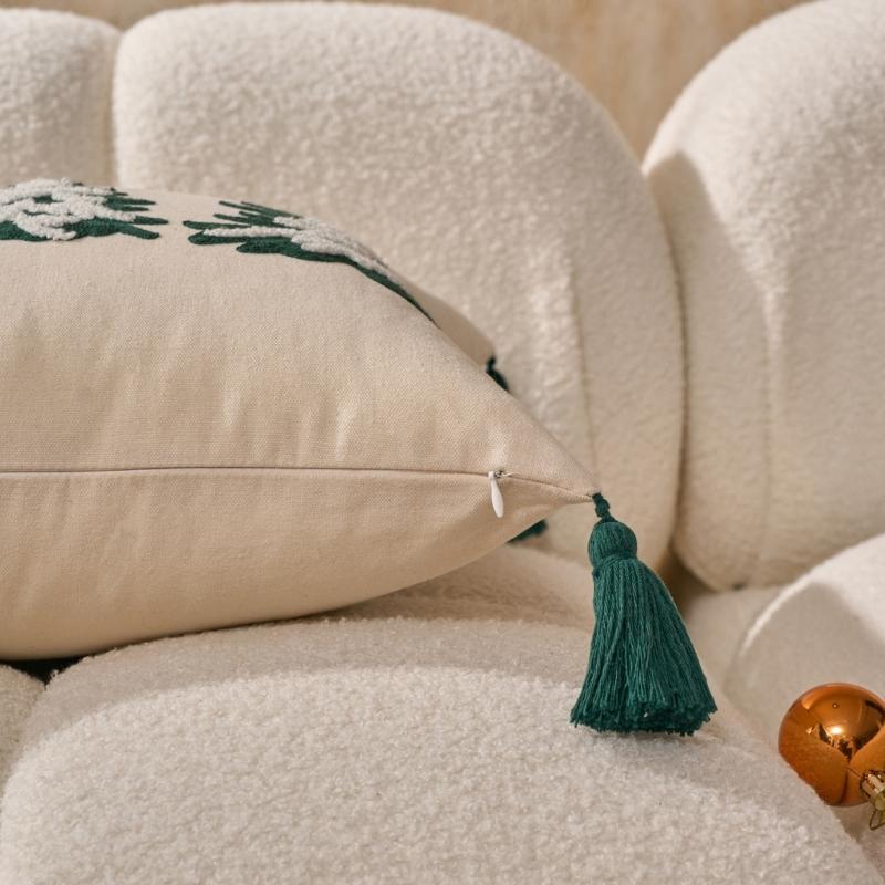 Towel Embroidery Holiday Pillowcase Christmas Tree Designs Breathable Cotton Linen Bedding Decoration