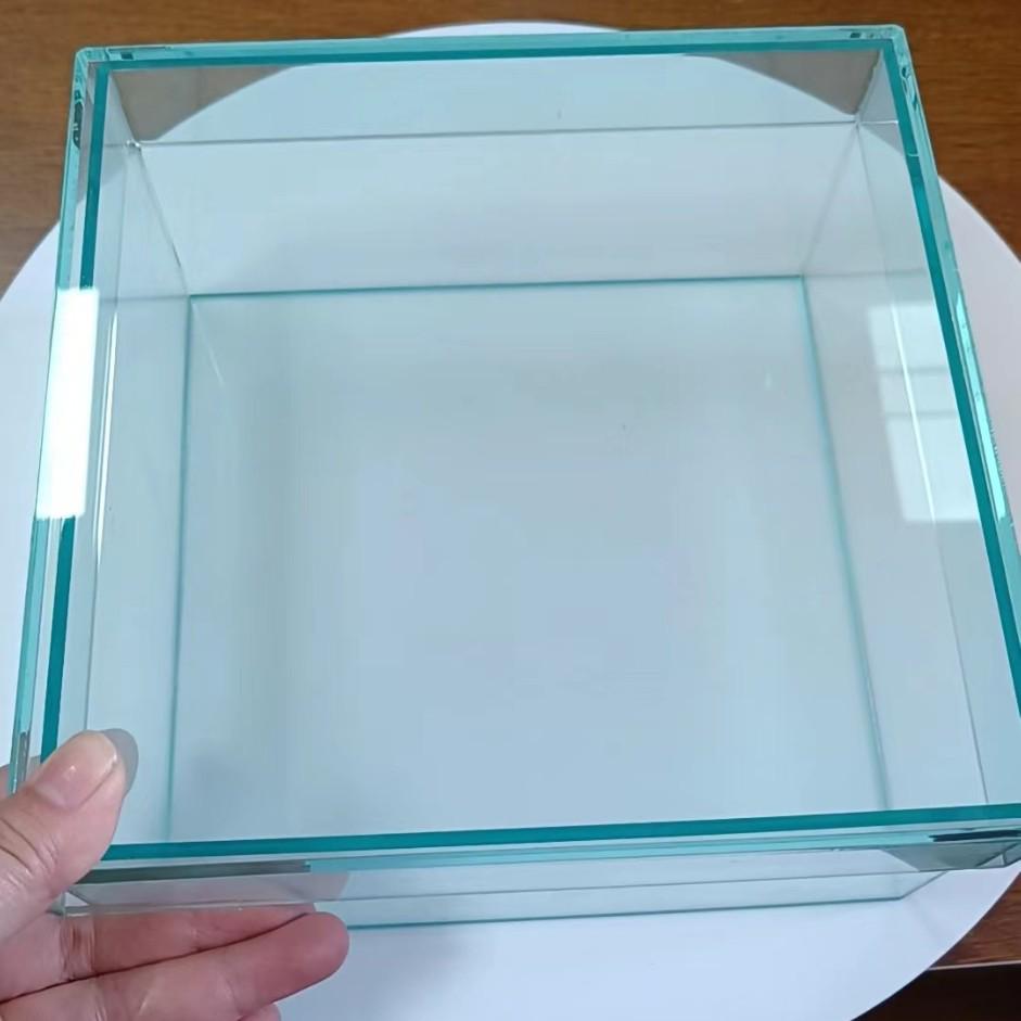 Acrylic Mooncake Storage Box with Flip Cover - Elegant Souvenir Gift for Weddings, Bridesmaids, and Groomsmen