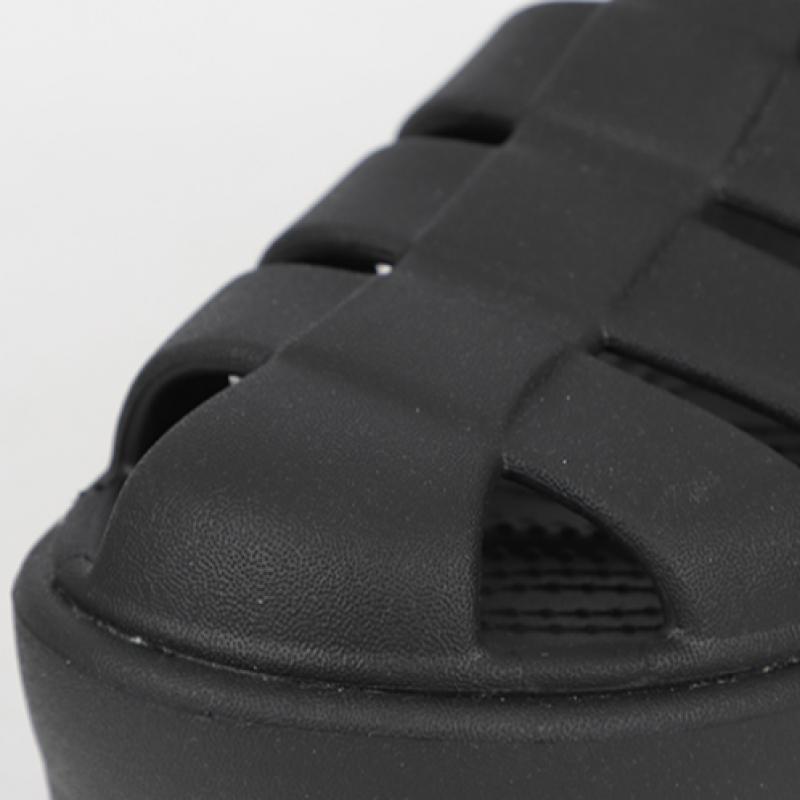 Crocs Stomp Fisherman Sandals