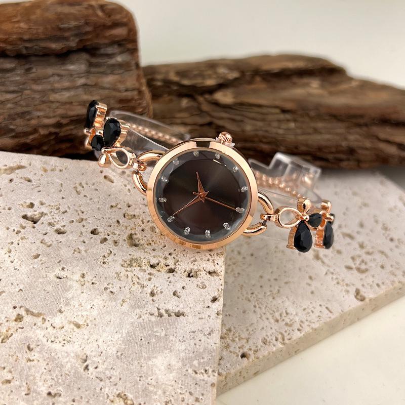 Fashion Bracelet Watch Women's High Sense Butterfly Sea Sapphire Blue Quartz Watch Wholesale Foreign Trade New Exquisite Watch