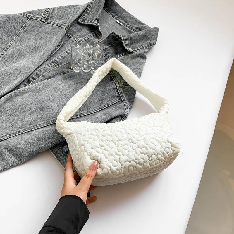 Versatile And Stylish Pleated Cloud Shoulder Bag For Women With Soft Fabric Design