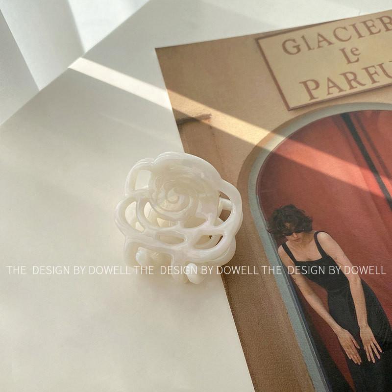 Vintage Style Flower Hair Claw Clip In Colorful Purple And Blush Pink Designs