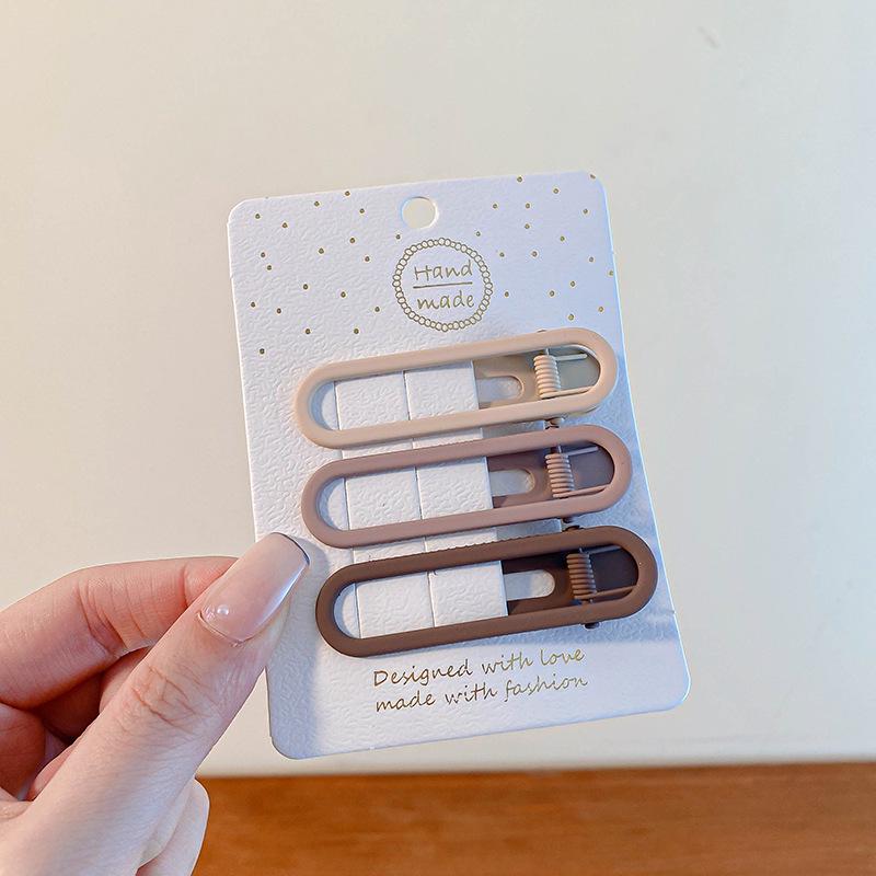 Pink Dopamine Hair Clip: Y2K Seamless Round Hairpin - Cute Small Side Clip for Women’s Bangs