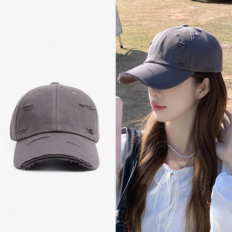 

Men s and women s new spring and summer hip-hop versatile soft top curved eave retro personality distressed hole duckbill hat Adjustable серый