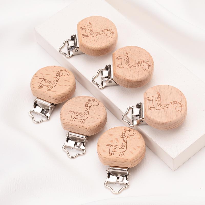 1Pcs Cute Modelling Beech Wood Pacifier Clip Baby DIY Cartoon Animal Wooden Log Pacifier Clips Nipple Chain Holder BPA Free