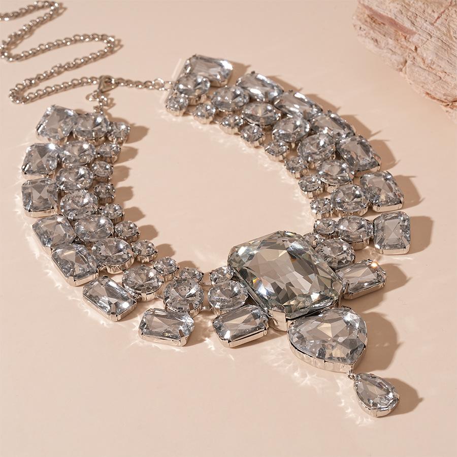 Exaggerated Inlaid Rhinestone Earrings Jewelry Set Square Necklace for Women Wedding Party Accessories