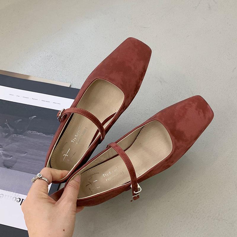 

Мода Мода Шелковые Женские Туфли Мэри Джейн Балетки Новинка Лето Весна 2025 Женская Обувь с Ремешком и Пряжкой Женские Балетки с Туфлями 35 оранжевый