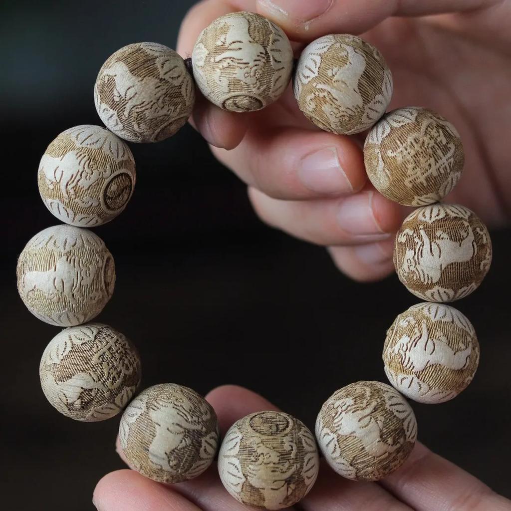 Trendy Men's Bracelets, Scented Old Materials, Mosquito Repellent and Fortune Beads