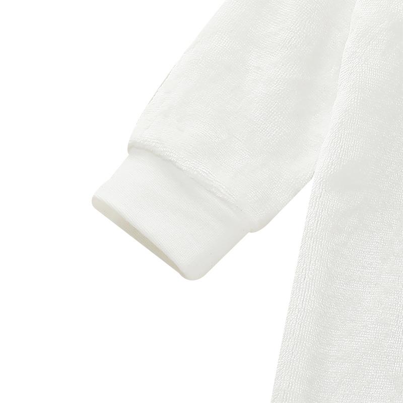 Παιδική χαριτωμένη και άνετη ολόσωμη φόρμα ζεστού χιονάνθρωπου