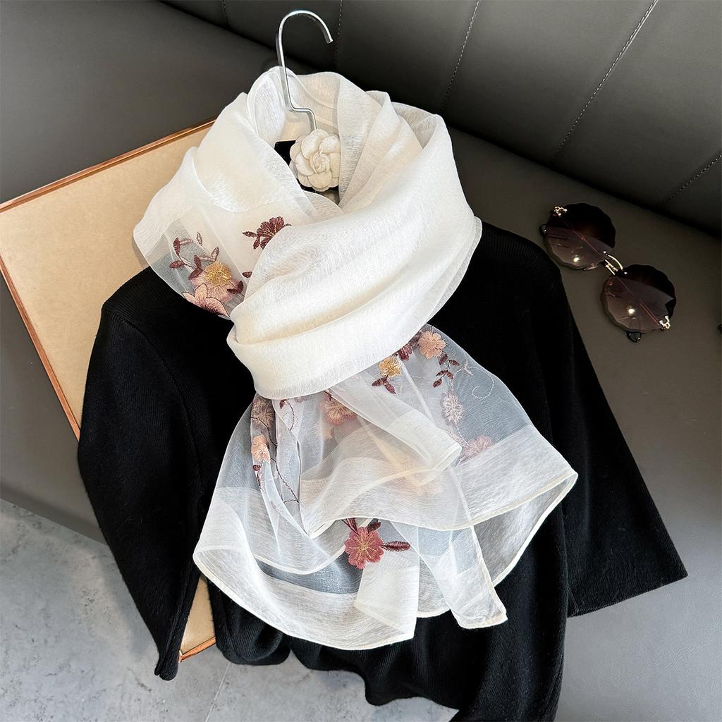 Silk wool scarf Shawls and Wraps Women Floral Embroidery Bufandas Foulard Pashmina Neck Poncho Female Scarves Hijab Bandana