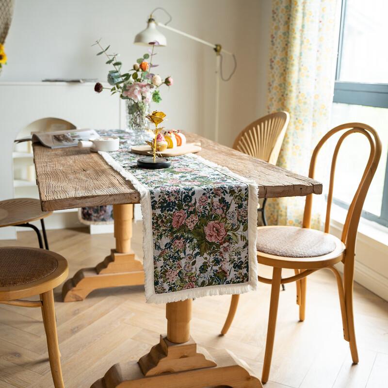 Jacquard Tassel Dining Table Runner