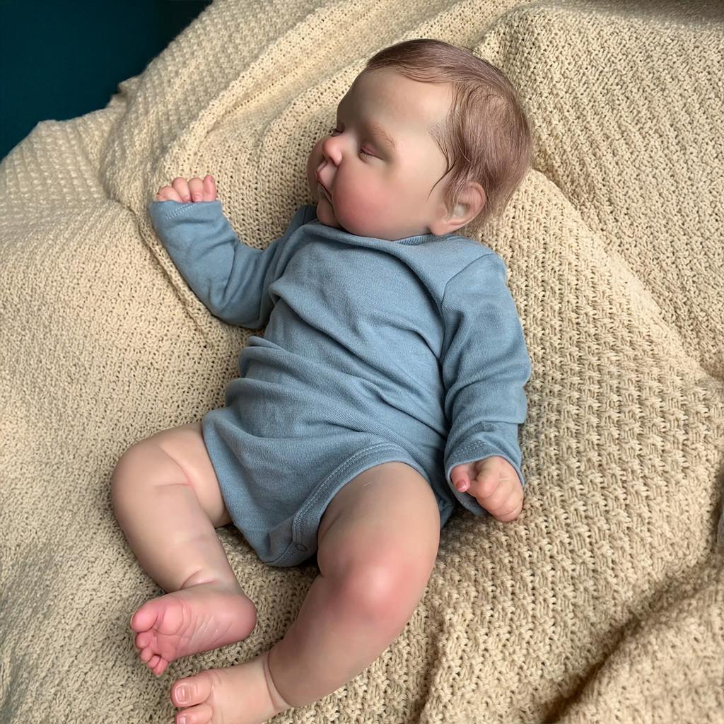 Silicone Doll With Handpainted 3d Skin For Collectors And Gift