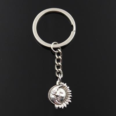 Fashion Keychain 20x16mm Moon Sun Sunshine Silver Color Pendants DIY Men Jewelry Car Key Chain Ring Holder Souvenir For Gift