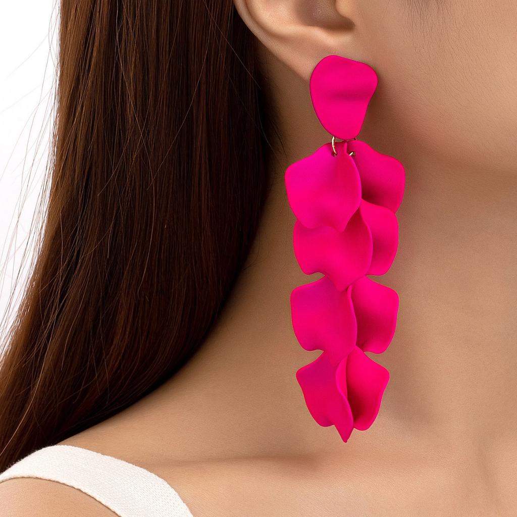 Modische, farbenfrohe Acryl-Ohrringe mit Rosenblütenquasten – elegante, feminine und süße Hochzeitsohrringe