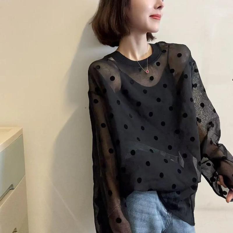 Spring All match fashion polka dot long sleeved shirt, summer new design, elegant Korean Classic Round neck top for women