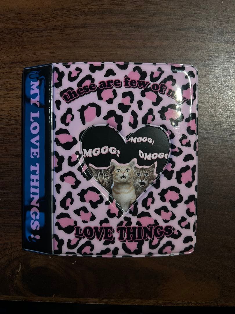 

[USED] Trading card case/card binder