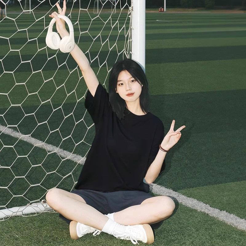 Damski casualowy biały T-shirt z krótkim rękawem - Wiosna/Lato Okrągły dekolt Luźny top