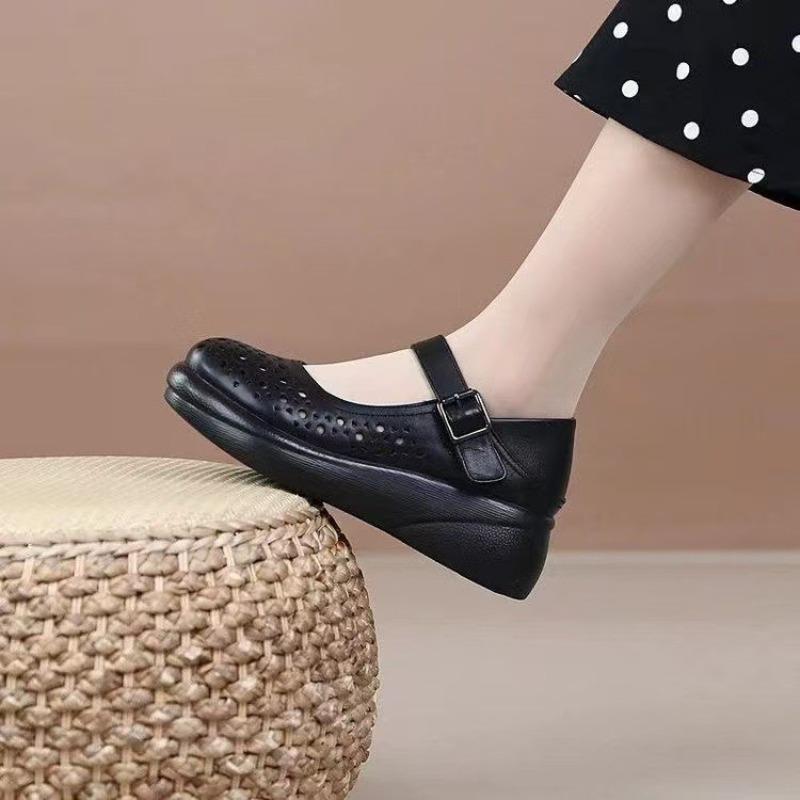 Shallow mouth hole sandals women's spring and summer new muffin thick-soled wedge heel round head elegant retro style soft-soled single shoes
