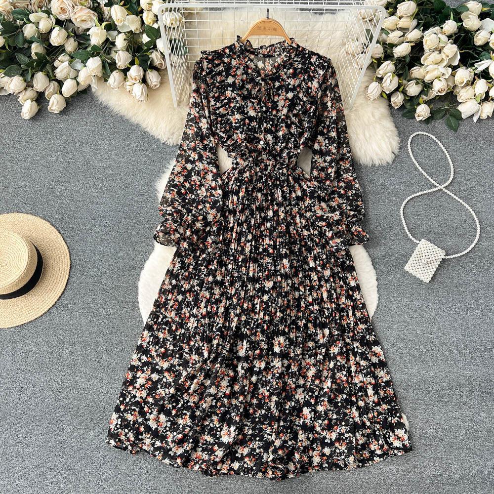 Spring new French V-neck long-sleeved waist temperament small fresh floral dress women's pleated long dress