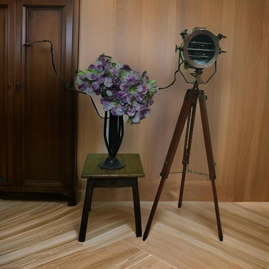 Reflektor w wykończeniu miedzianym ze statywem drewnianym Nowoczesna lampa podłogowa typu reflektor Dom, Biuro Dekoracyjna