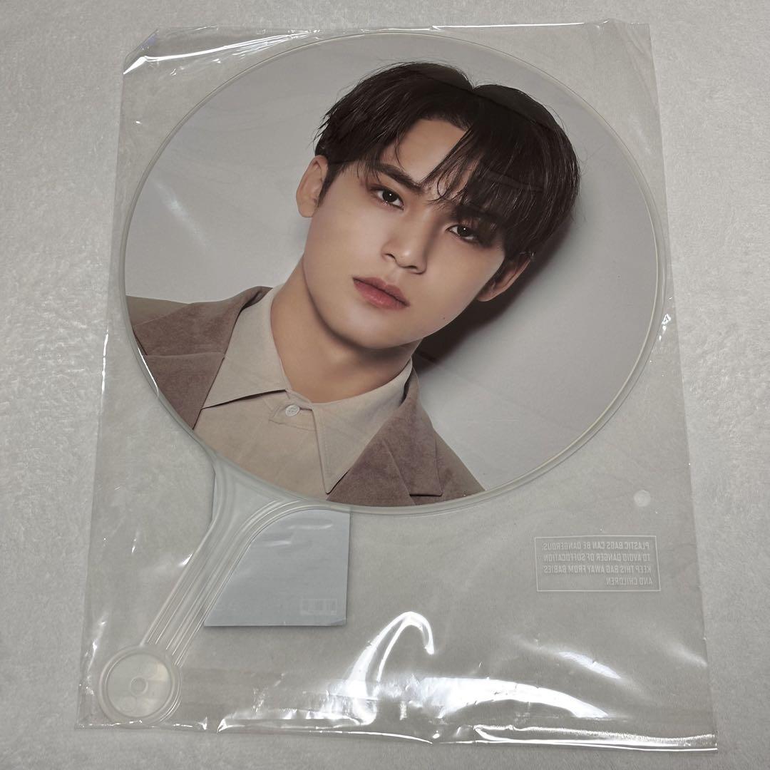 

[USED] SEVENTEEN incomplete Mingyu fan