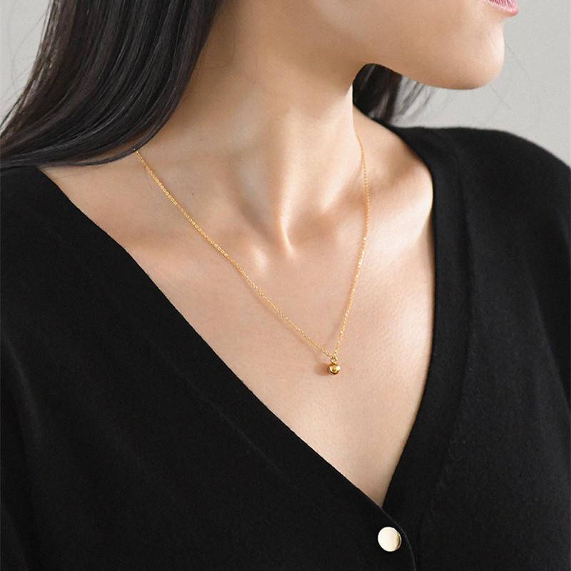 18K Gold Plated Titanstahl Koreanisch-Japanischer Stil Schlüsselbein Kette Halskette mit Einfachem Anhänger für Frauen