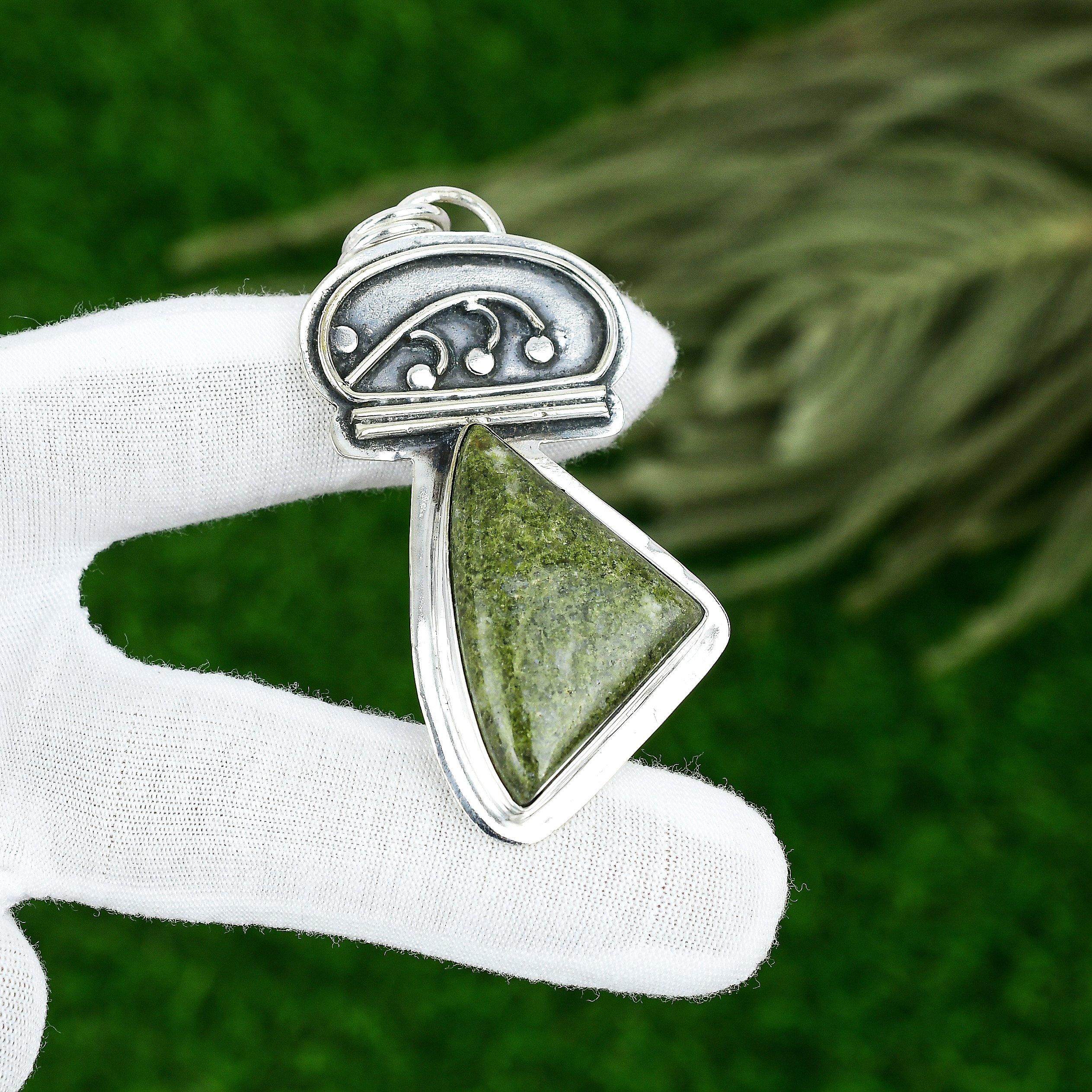 Распродажа ко Дню сестер Кулон-подвеска из стерлингового серебра с камнем Триллион Гогунджула