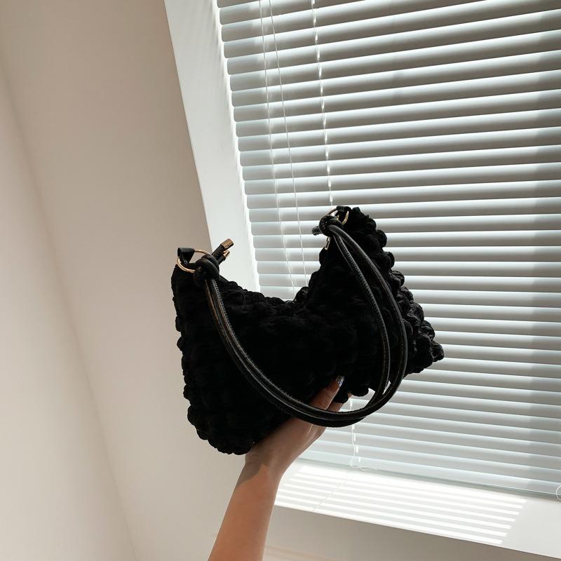 Yogodlns Femmes Tempérament Minimaliste Sac À Bandoulière Doux Plissé Sous Les Bras Sac Femmes Printemps Et Été Nouveau Sac À Bandoulière Petit Sac Carré