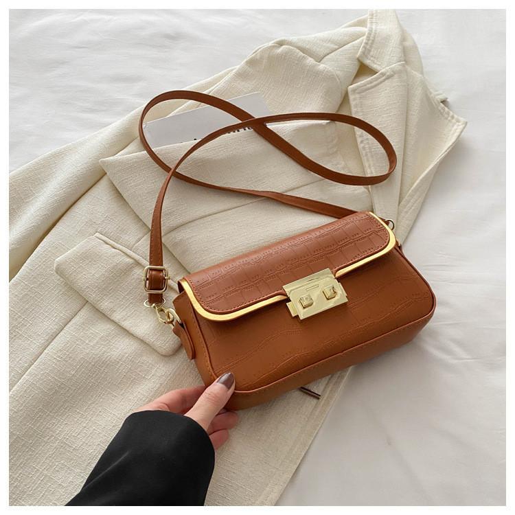 Fashionable Korean Style Shoulder Bag 2024 Summer New Bag Women Simple Small Square Bag