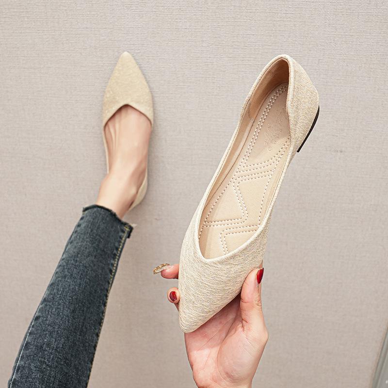 Fashion Flat-Soled Womens Shoes Summer New Pointed-Toed Shallow Mouth Casual Shoes Fashion Versatile Doudou Shoes Women Large Size 34-43