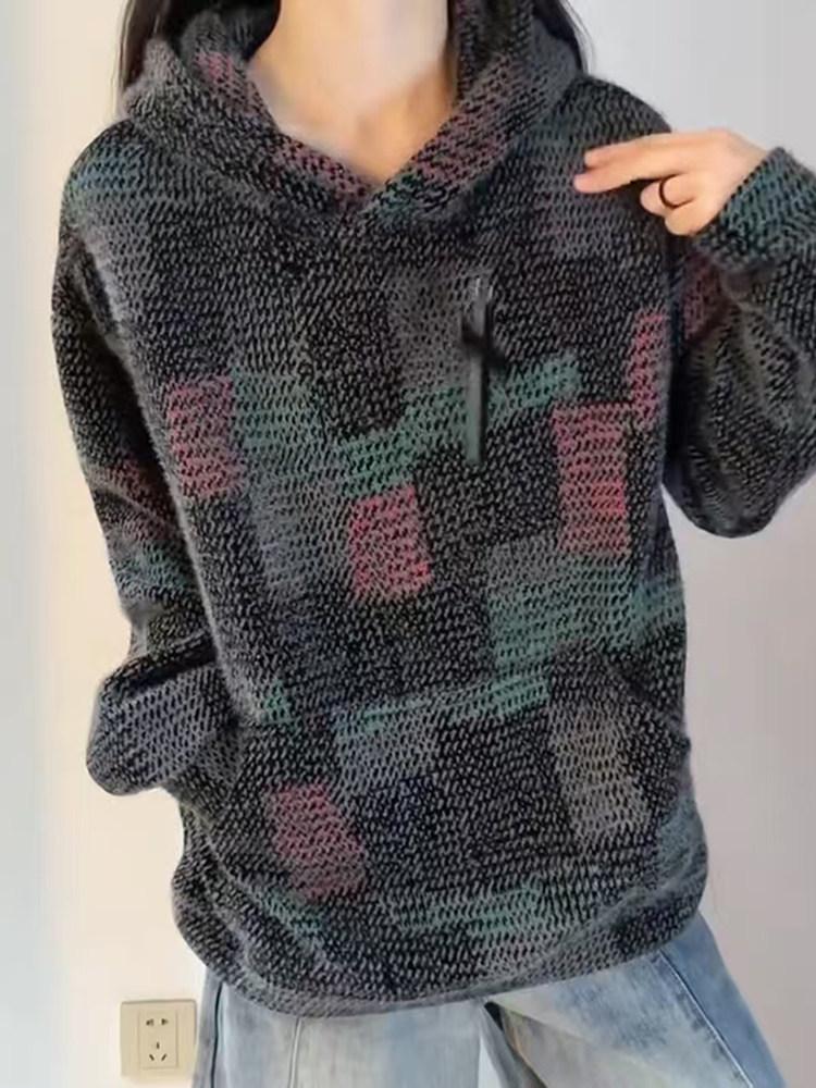 Herrvinterhuvtröja i mocka och stickat, retrodesign med rutmönster