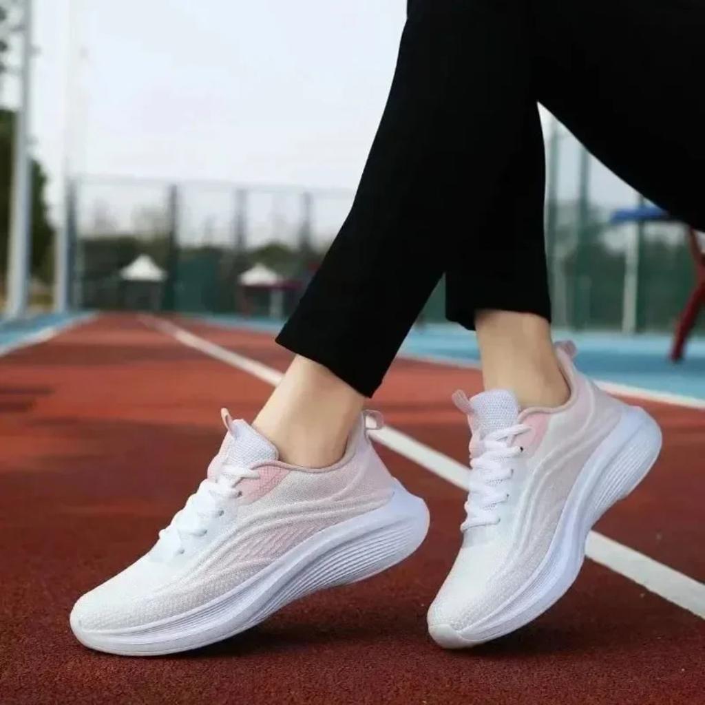 Codzienne Bieganie Letnia Moda Antypoślizgowe Wędrówki Siatka Oddychalność Buty Sportowe Tenis Kobieta Trend Sneakersy Damskie Para