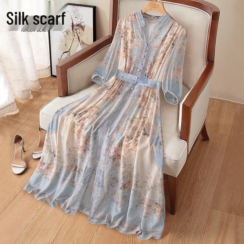 

Женское миди-платье А-силуэта с V-образным вырезом и цветочным принтом S