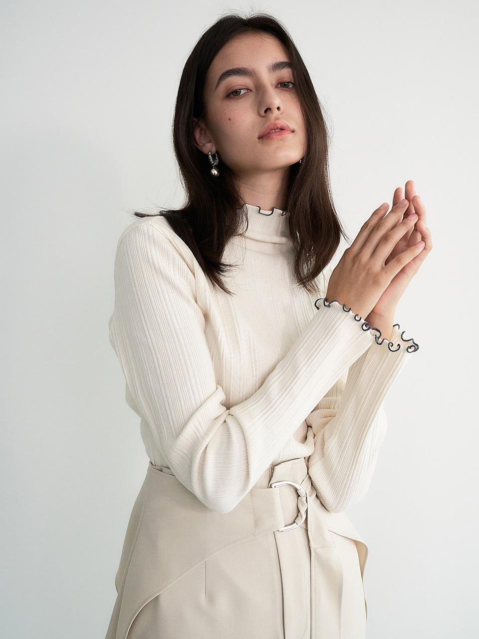 Ed Mang 004 Cut-Out Low Neck Rib Knit (Ivory) Ivory/Free