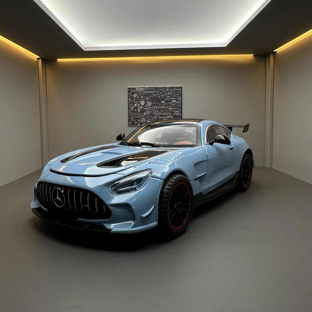 Large 1:18 Mercedes Benz GTR Miniature Alloy Car Collection Simulation Diecast Sound & Light Vehicle Toys Car For Children Gifts