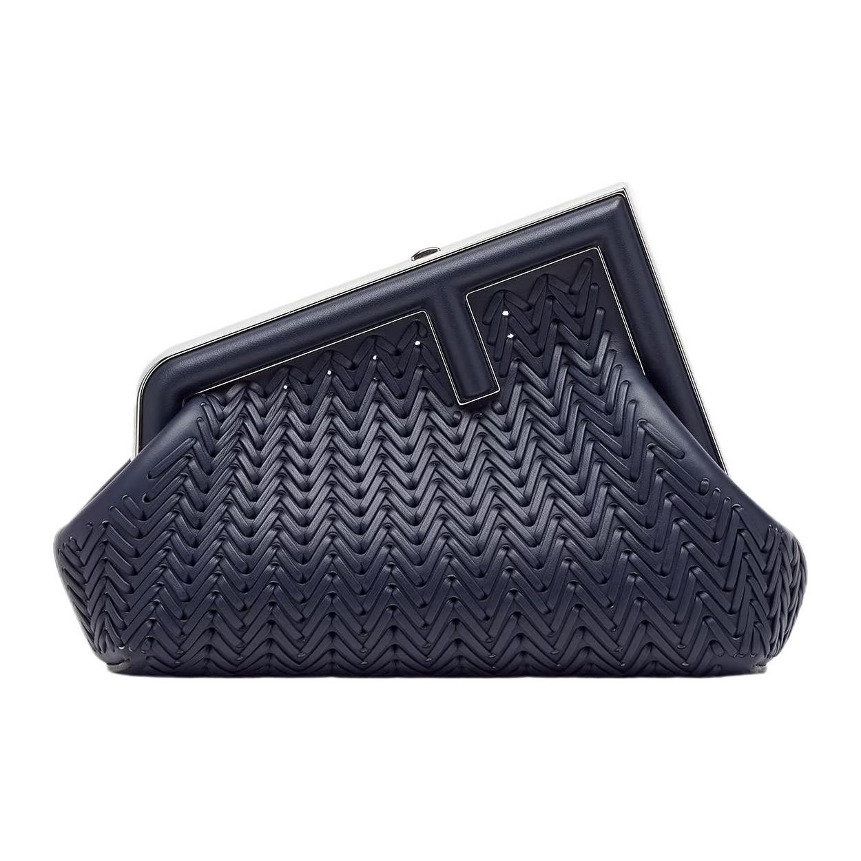 

Fendi First Oversized F Metal Clip Closure Detachable Shoulder Strap Woven Calfskin Shoulder Crossbody Clutch Small Women handbags 8BP129-APZ6-F19L1 Shopping Bag Set(Basic Set+Shopping Bag)
