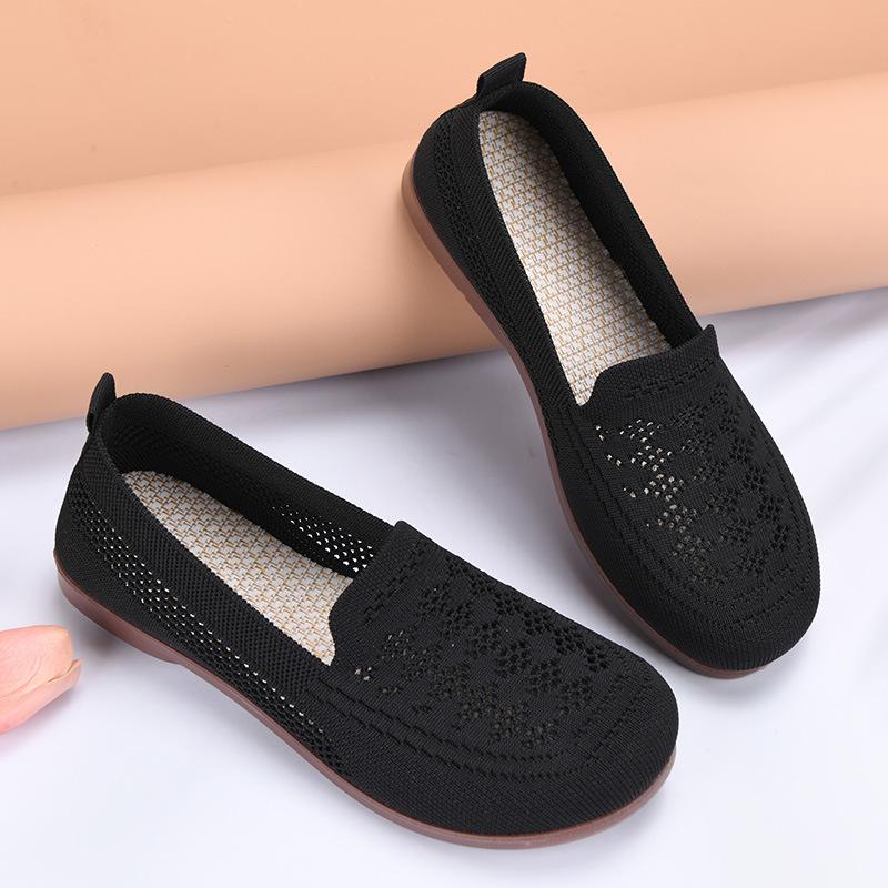 2025 new spring and summer one-pedal mother shoes flying woven mesh lightweight breathable flat shoes old Beijing cloth shoes women's shoes