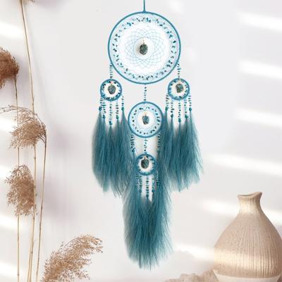 Handcrafts Dreamcatchers with Pampas Grass and Crystal Stone for Home Wall Hanging Decoration and Peaceful Ambiances