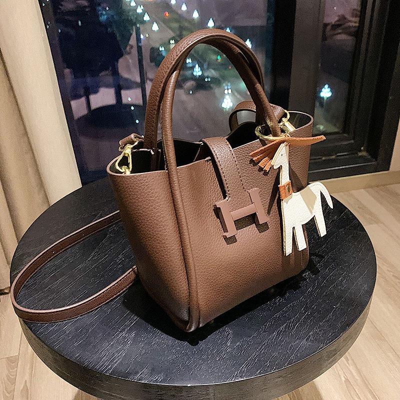 Fashion Small Bag Women's New High-end Single Shoulder Portable Messenger Bag Vegetable Basket Bucket Bag